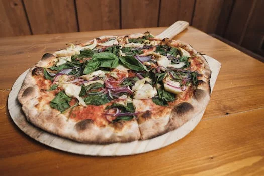 veggie supreme pizza fresh vegetables